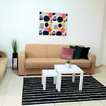 2 Bedroom Apartment With Sea View - By Amdar Holiday Apartmets